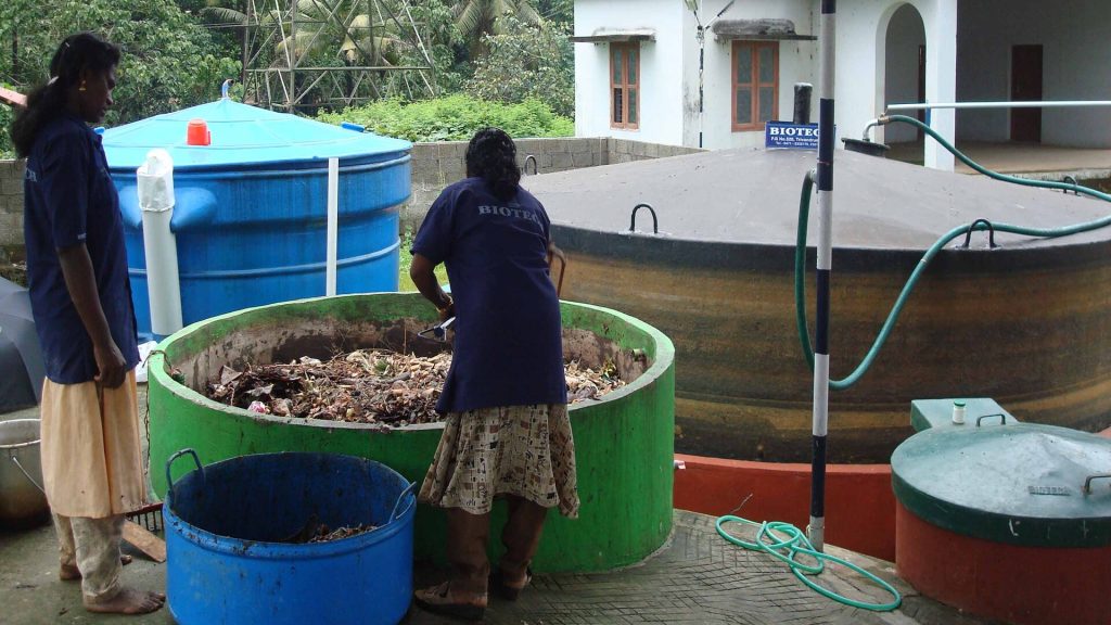 15 Aerobic predigester connected with institutional floating dome